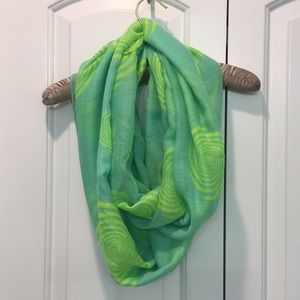 Infinity scarf
